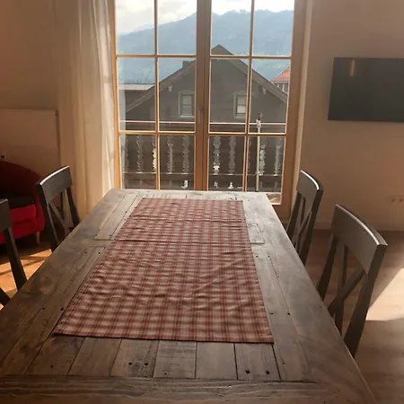 Dachjuchhe Zum - Grosszugige 3-zimmer-dachgeschoss-wohnung, Modern Und Sehr Zentral Apartment Schliersee